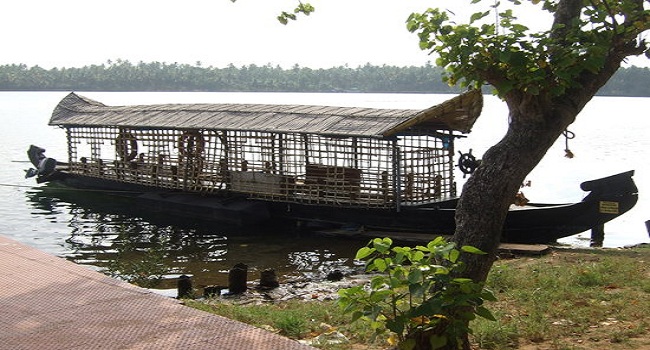 Boat-ride-on-Kappil-Lake