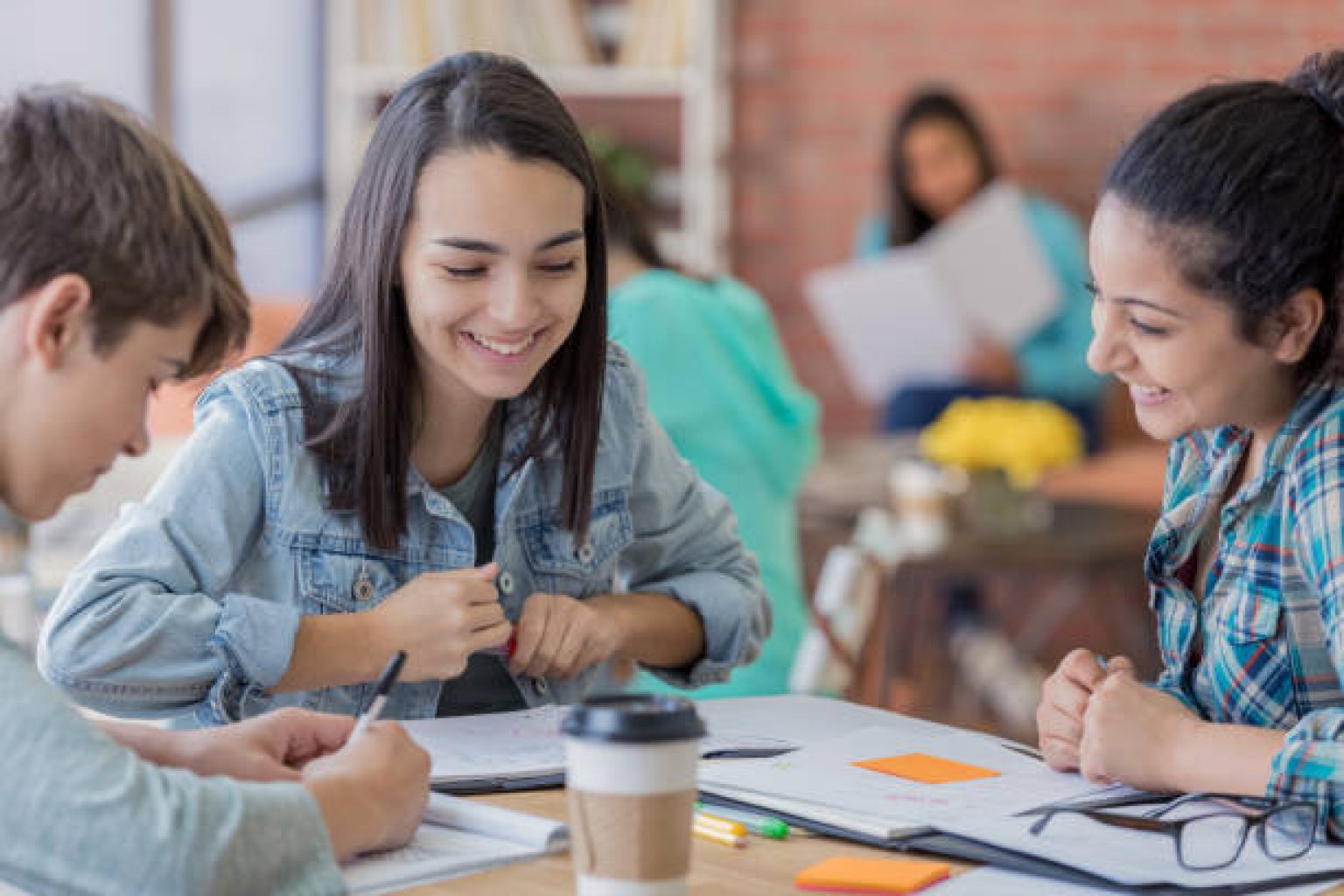 Do your classmates. Study Group Чанхо. Help your classmates. Diverse High School. Interview your classmate at School.